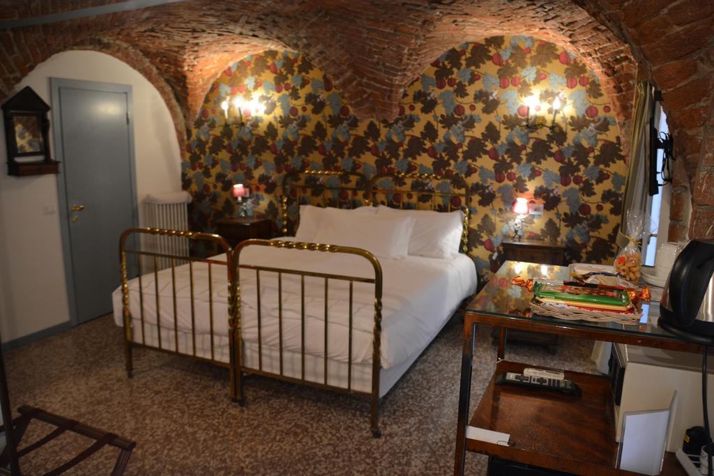 Ca' Monteggia Guest House Milano Rom bilde